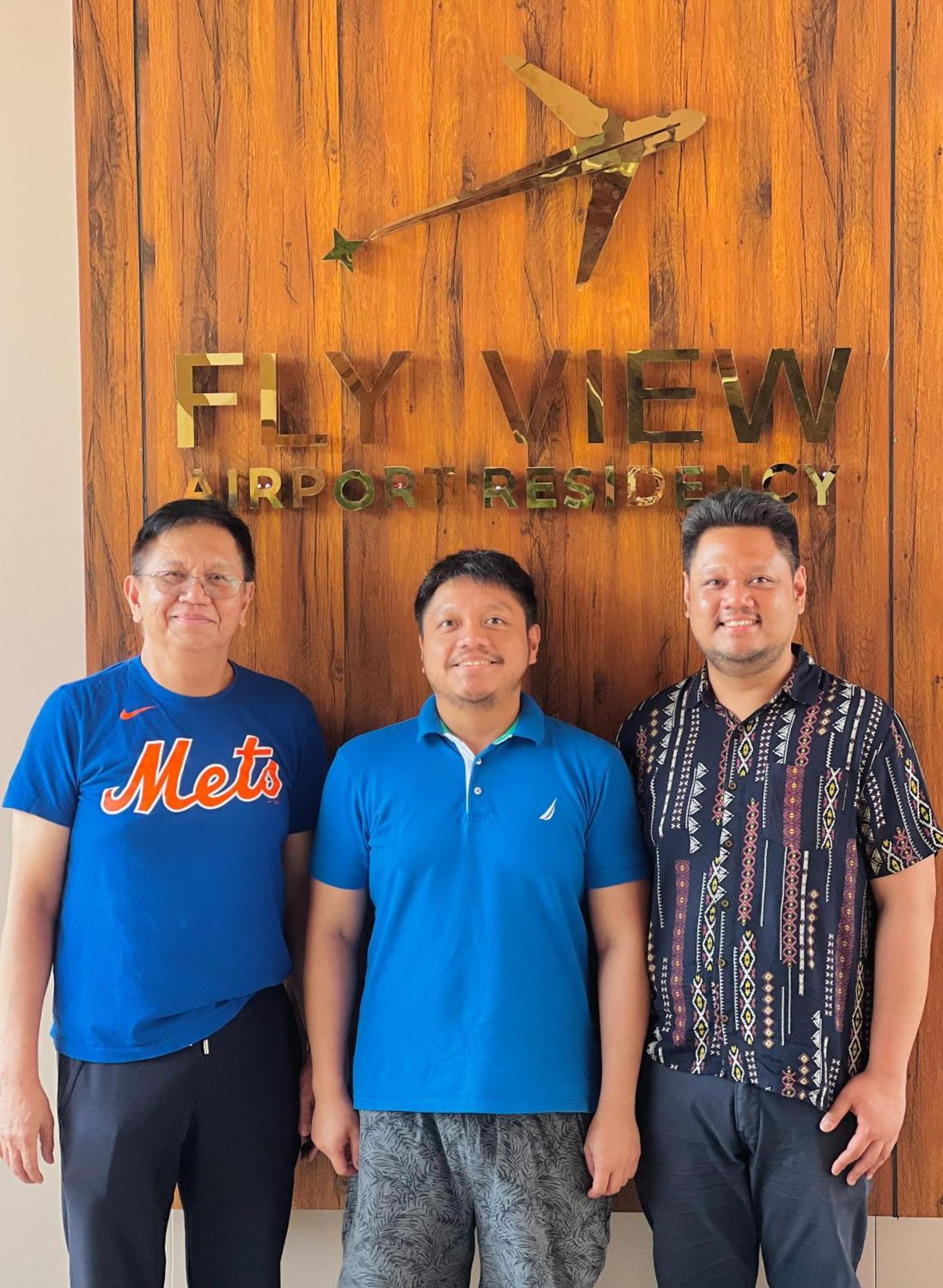 尼杜巴塞莱 Fly View Airport Residency酒店 外观 照片