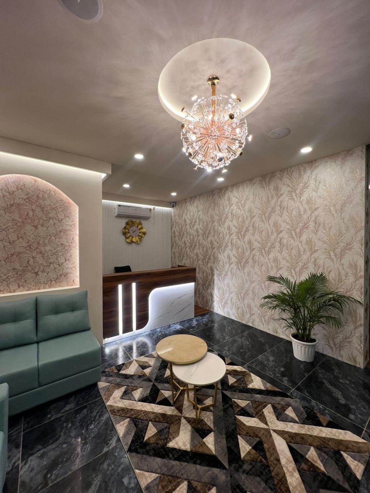 尼杜巴塞莱 Fly View Airport Residency酒店 外观 照片