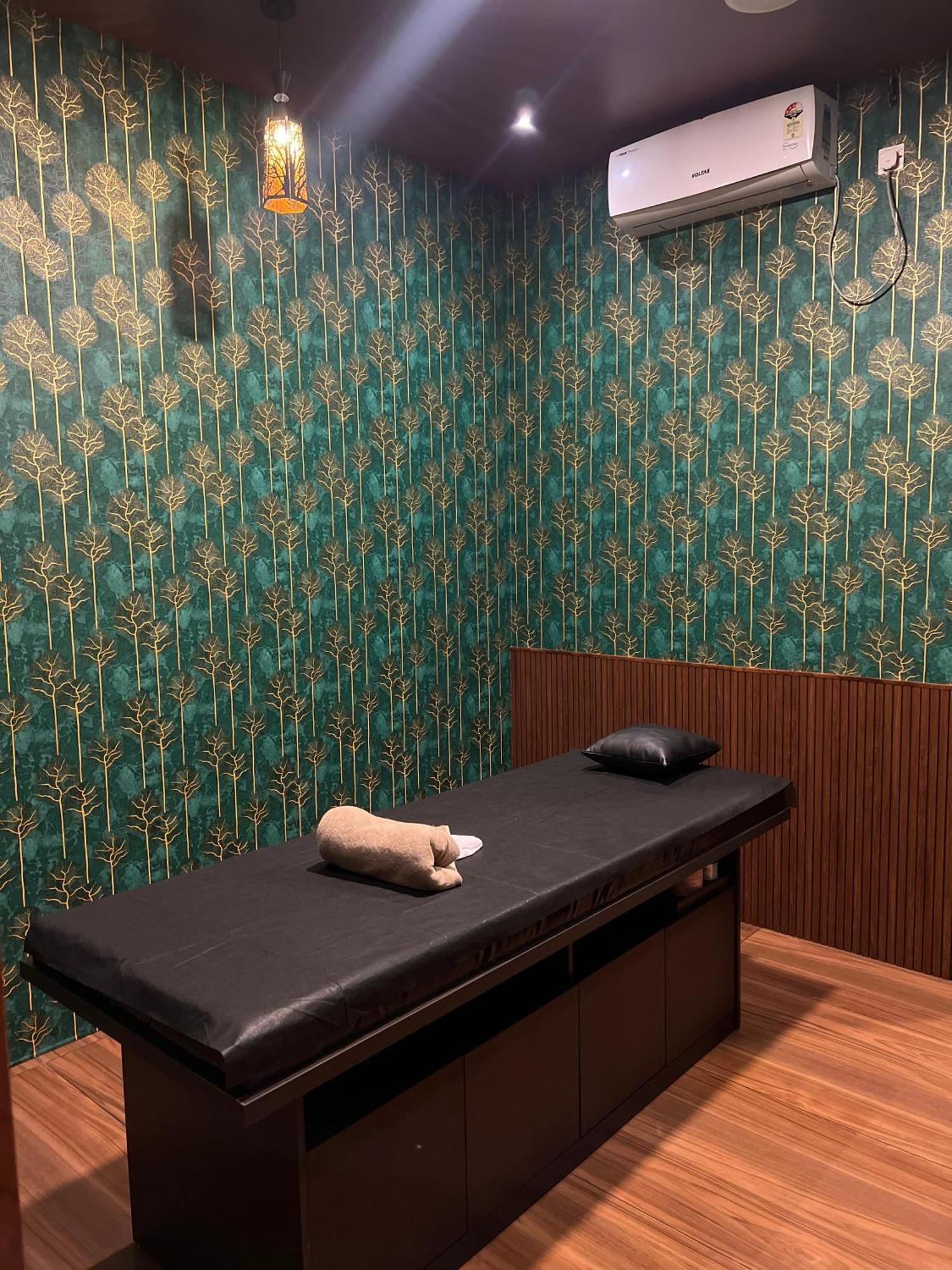 尼杜巴塞莱 Fly View Airport Residency酒店 外观 照片